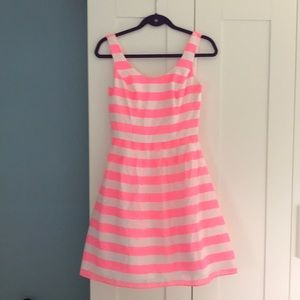 Gorgeous pink and white Lilly dress!